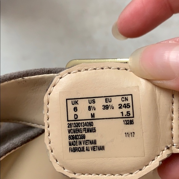 Clark’s Ysabelle Jules suede wedge sandal - Picture 5 of 8